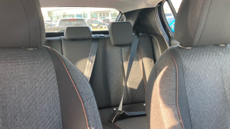 Peugeot 208 1.2 PureTech 100 Style 5dr Petrol Hatchback